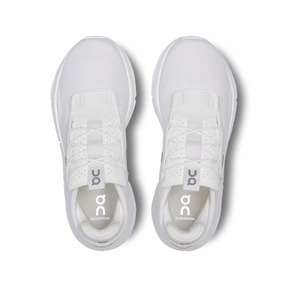 Running Cloudnova 2 — All White