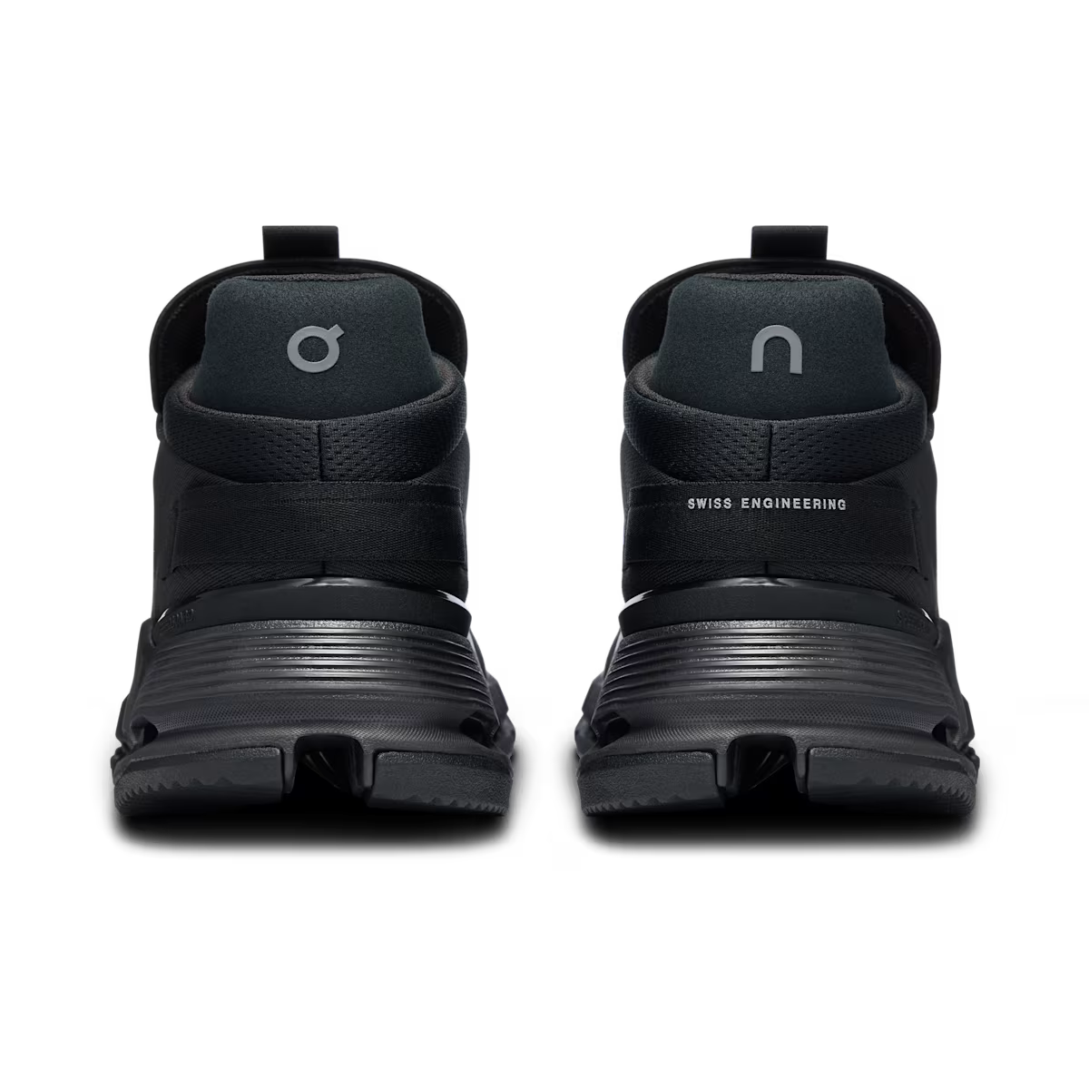 Running Cloudnova 2 — All Black